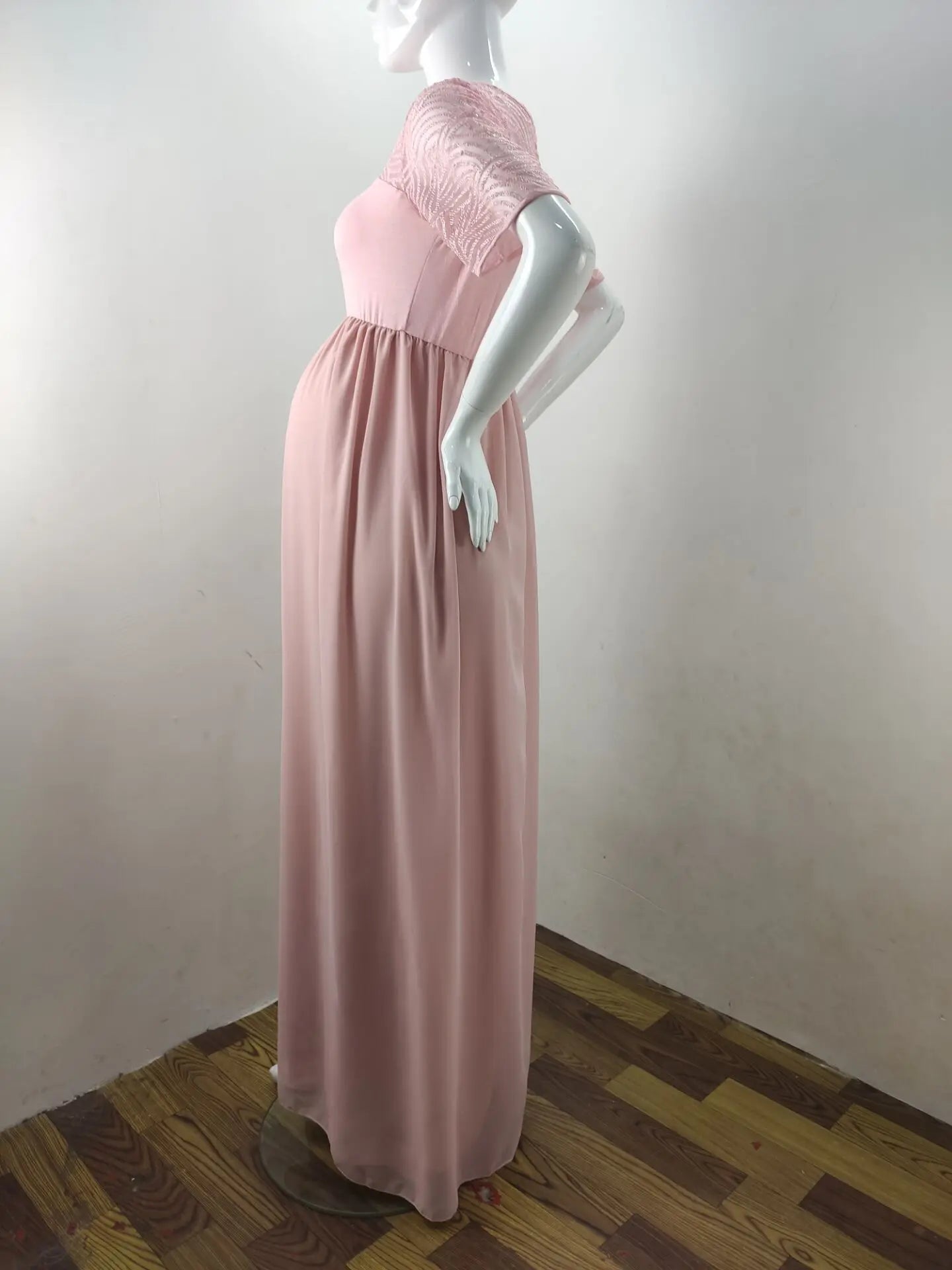 Elegant Dusty Pink Maternity Dress for Photography, Long Chiffon with Lace for Pregnant Women