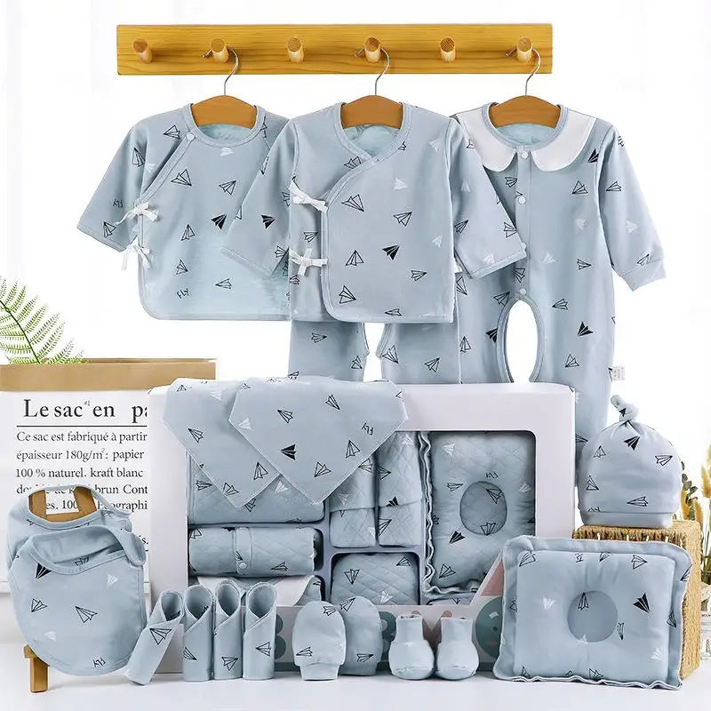 18/22-Piece Newborn Baby Essentials Set – Soft Cotton Clothing & Accessories for 0–6 Months