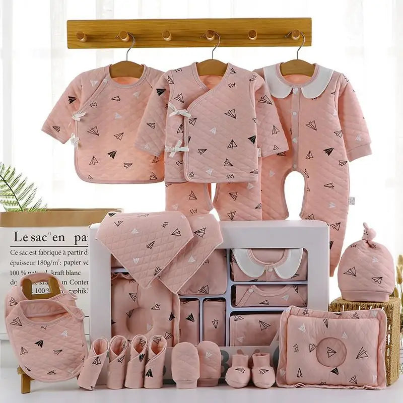 18/22-Piece Newborn Baby Essentials Set – Soft Cotton Clothing & Accessories for 0–6 Months