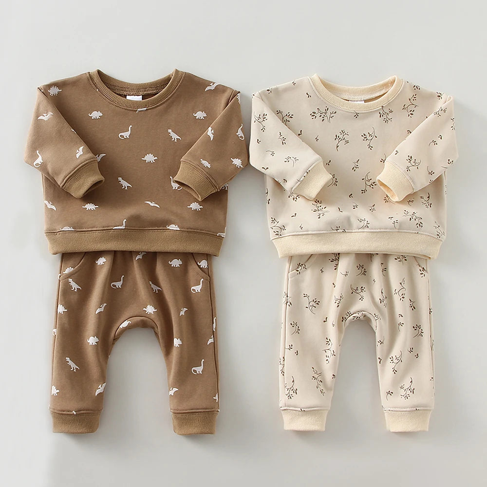 2-Piece Baby Outfit – Long Sleeve Top & Pants Set for Boys and Girls