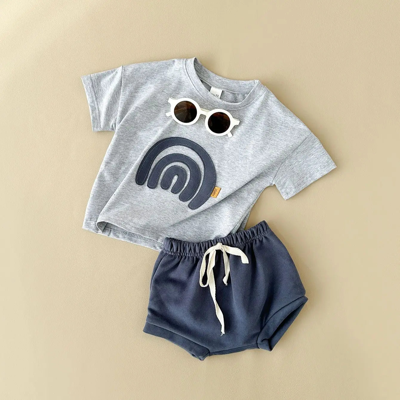 2-Piece Summer Infant Set – Rainbow T-Shirt & Beach Shorts